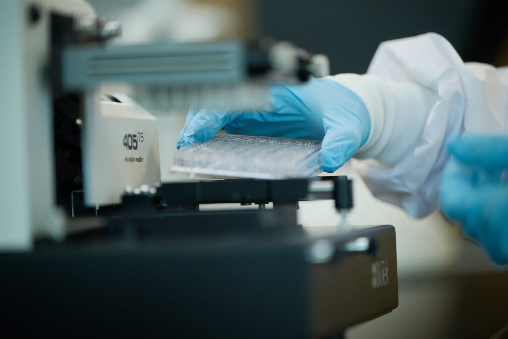 mRNA development, analytics, and manufacturing—under one roof—to deliver high purity drug substance, drug product, and intermediates. | Vernal Biosciences